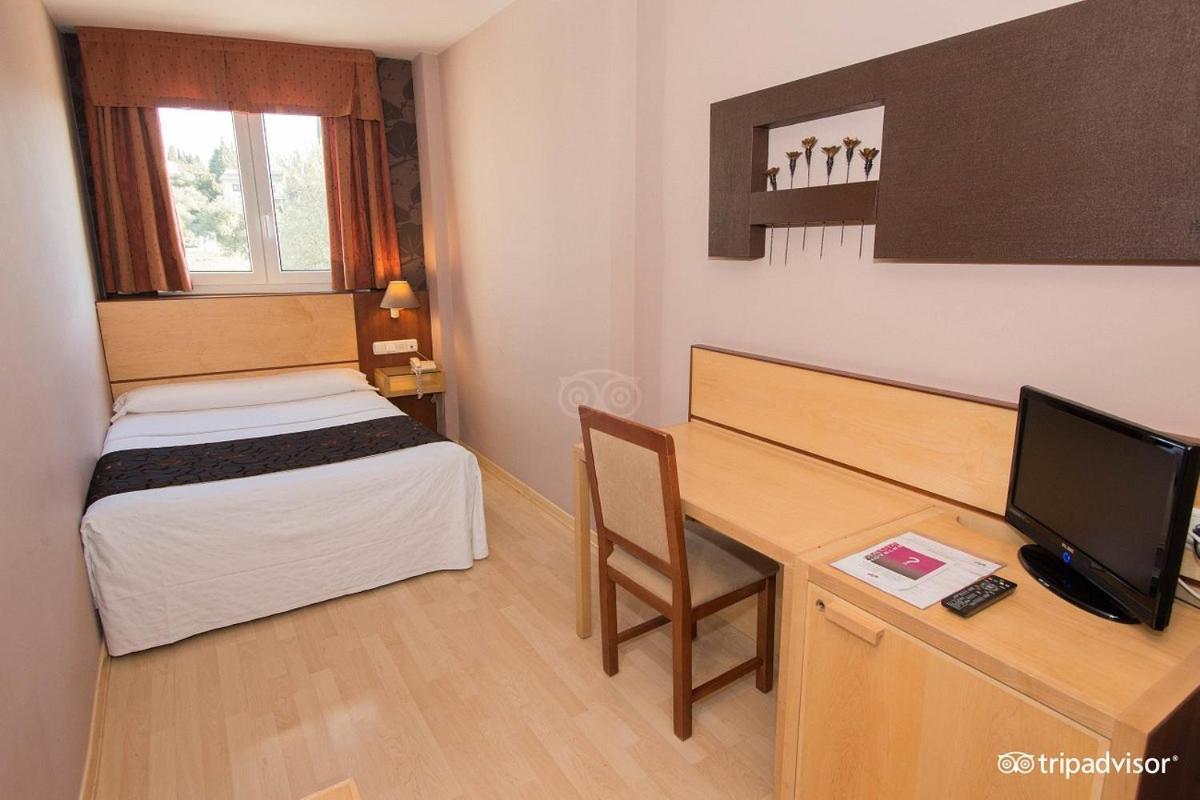 Hotel Villa Blanca Albolote Εξωτερικό φωτογραφία