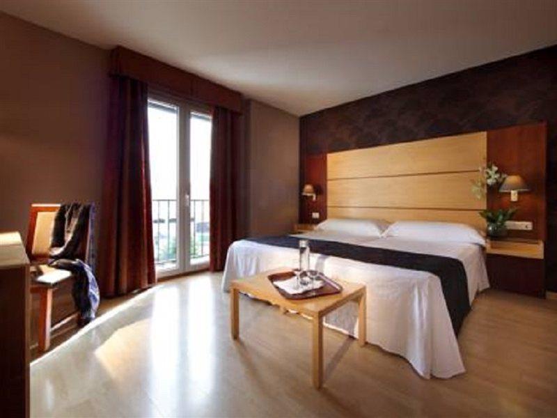 Hotel Villa Blanca Albolote Εξωτερικό φωτογραφία